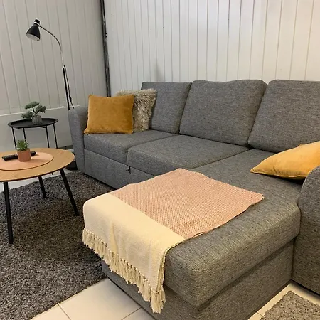Tilava 2Mh Rivitalo Saunalla *